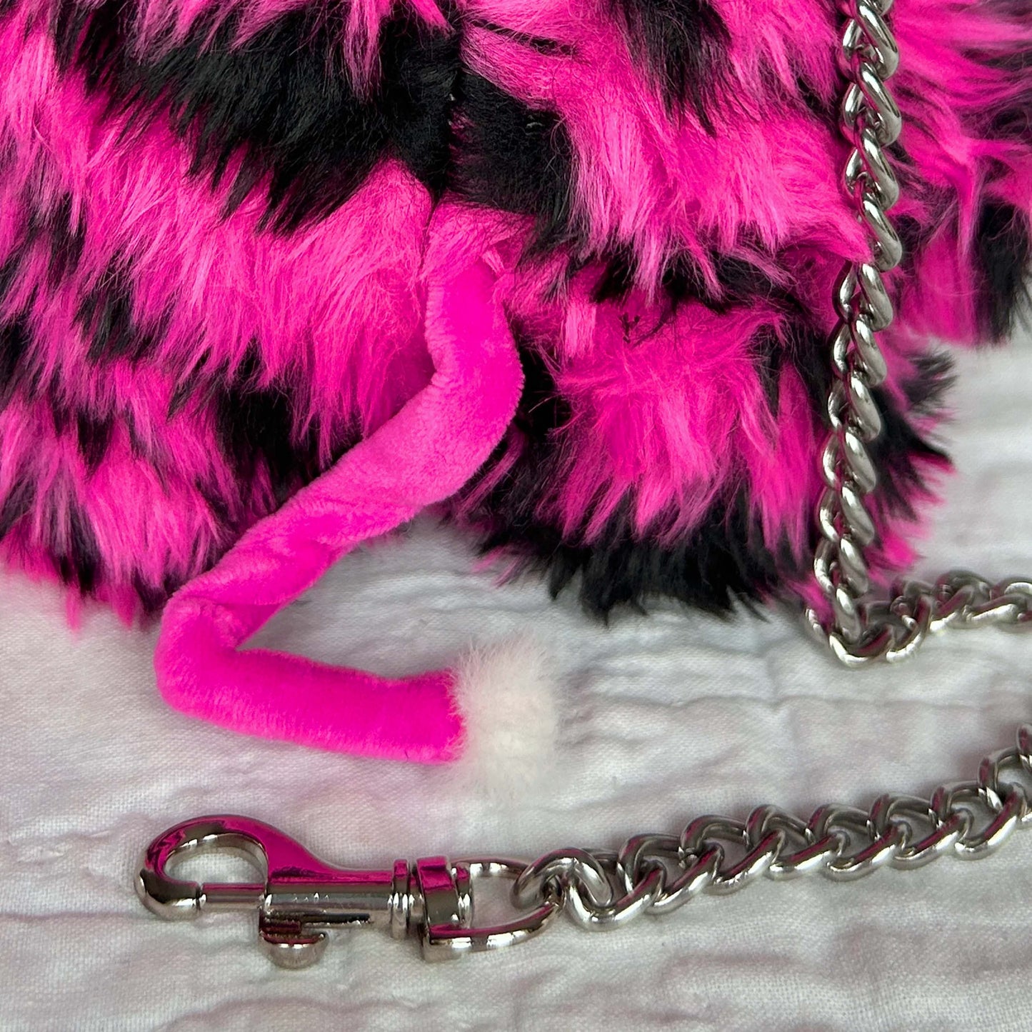 Tourmaline Tiger Snoozle Wallet Chain