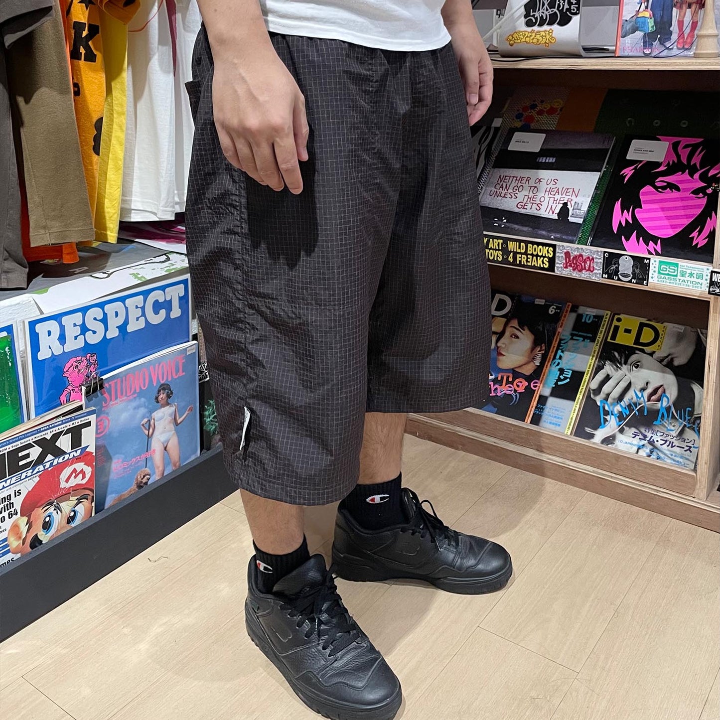 Weirdgarms - Nylo Short Black Red Grid