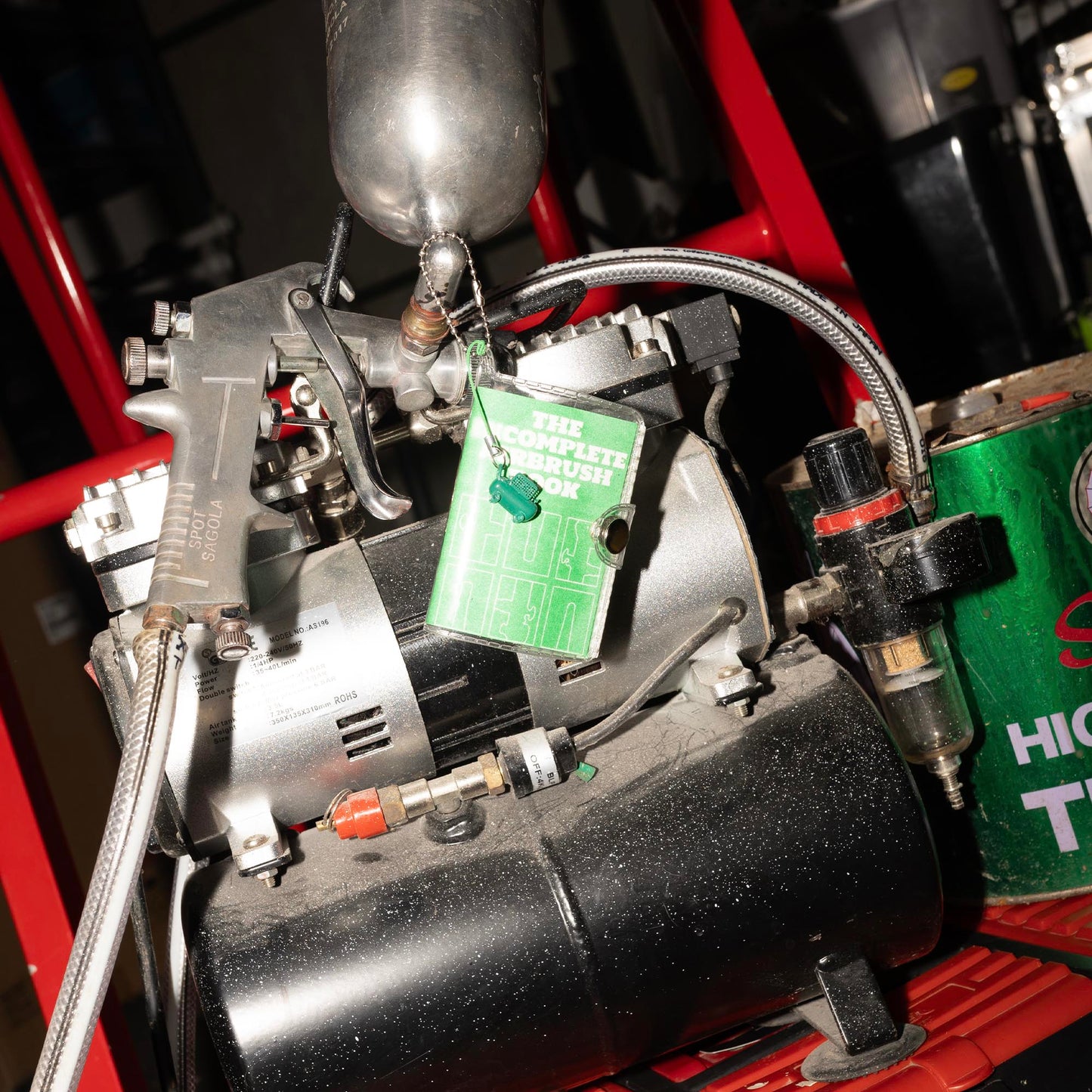 The (in)complete Airbrush Book